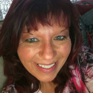 Meet your Posher, Angie